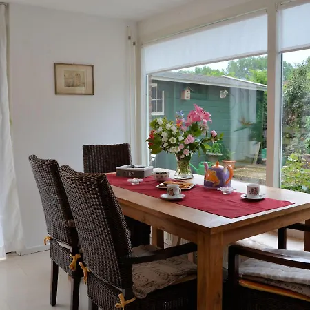 Casa de Férias Stylish Holiday In South Holland By The Forest *