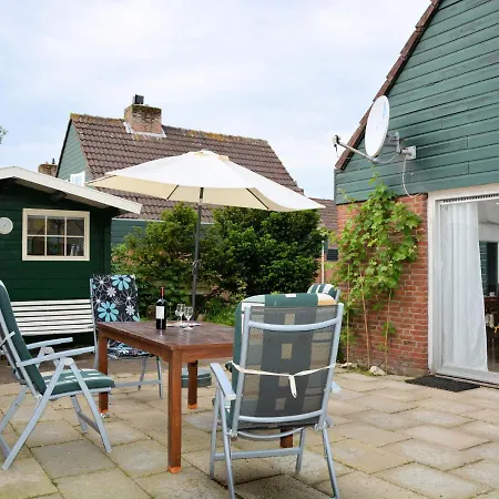 Casa de Férias Stylish Holiday In South Holland By The Forest Noordwijkerhout
